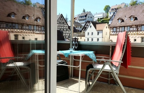 Mainberg Apartment | Spacious vacation apartment directly below Mainberg Castle