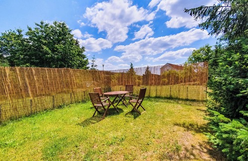 Am Ohmberg Apartment | Spacious vacation apartment in the Harz Mountains with garden and barbecue