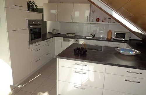 Sommerhausen Apartment | Spacious vacation apartment "Main Sommerblick" - magnificent view over the Main valley