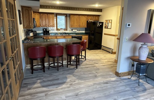 Wilmington House | Spacious Vacation home in Chimney Hill near Mt Snow