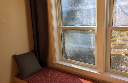 Weston House | Spacious vacation townhome unit with a pool