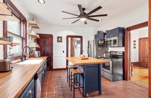 Catskill House | Spacious Victorian in the heart of Catskill Village - Close to All