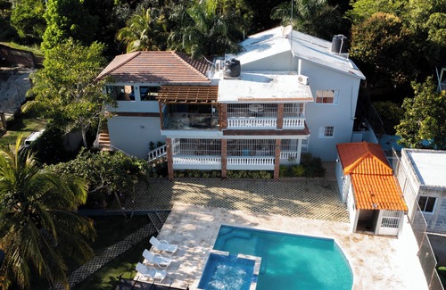 Pedro Brand Villa | "Spacious Villa for 15 people perfect for meetings and celebrations"