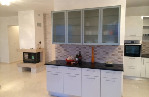 Vodice Villa | Spacious villa, high standard, private outdoor grill and swimming pool (*)