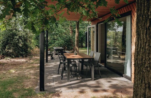 Schaijk Villa | Spacious Villa in Forest Park
