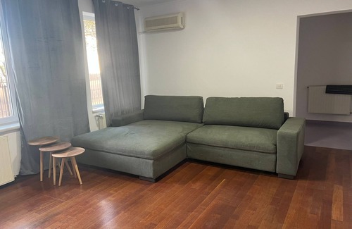 Bucharest Villa | spacious Villa in quiet Area , private street, calm and cozy, for family.