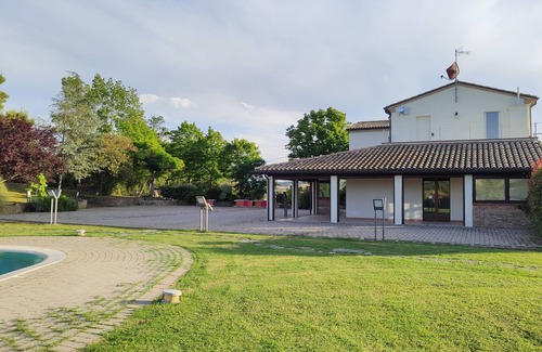 Montegridolfo Villa | Spacious Villa with private pool on the border between Romagna and Marche
