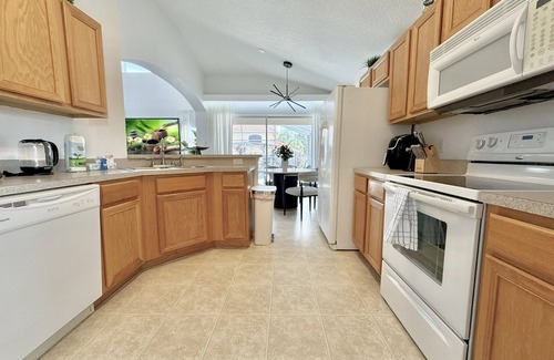 Solana House | Spacious Villa near Disney · Themed Rooms & Family-Friendly Community