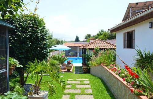 Oliveira De Azemeis Villa | Spacious Villa with Private Pool in Oliveira de Azeméis