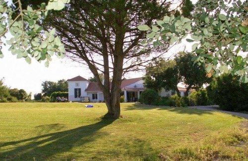 Sesimbra Villa | Spacious villa with pool and gardens, close to Sesimbra 40 Km South of Lisbon