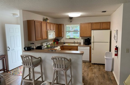 The Villages House | SPACIOUS VILLA WITH GOLF CART CLOSE TO LAKE SUMTER LANDING NO EXTRA GUEST FEES !