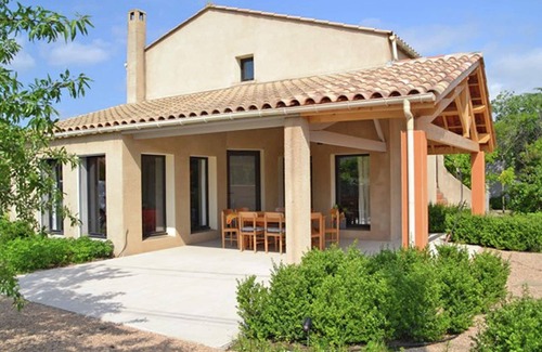 Canet Villa | Spacious villa with heated pool with super slide between the beach and lake