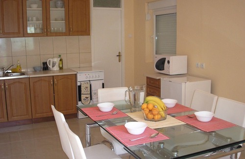 Morinj House | Spacious Villa With Stunning Sea Views
