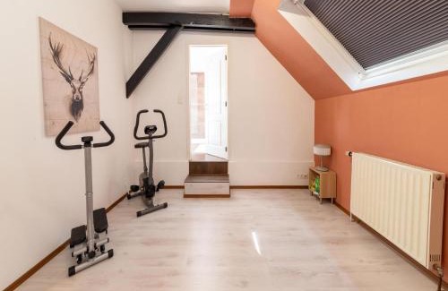 Elsenborn House | Spacious Villa with Tennis