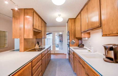 Richland House | Spacious, vintage home near River in Richland!