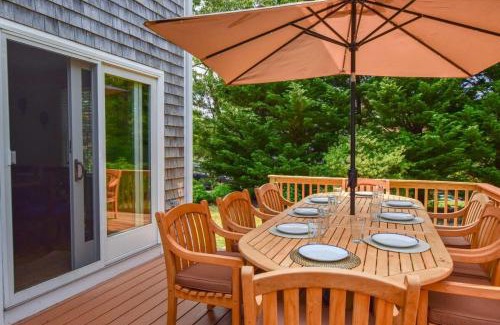 East Harwich House | Spacious w Beautiful Yard & Dogs Welcome