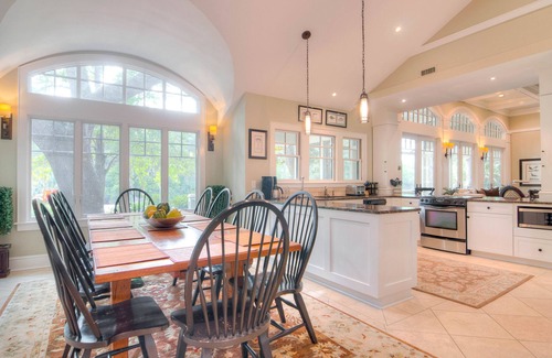 Vanderhorst Plantation House | Spacious Waterfront Home with Lagoon & Golf Course Views - Near Beach