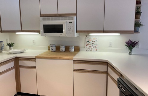 Eastport House | Spacious Waterfront 5-bedroom house in charming Annapolis with Hot Tub