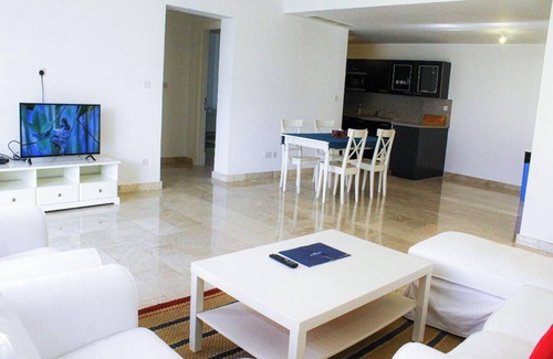 As Sifah Apartment | Spacious Waterfront Elegance