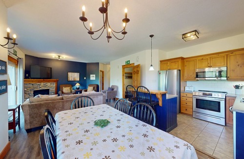The Blue Mountains House | Spacious well equipped condo with swimming pool, grill & fireplace