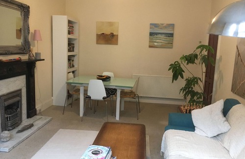 Merchiston Apartment | Spacious well located flat - perfect for group trips