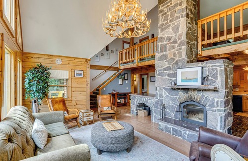 Wilmington Cabin | Spacious Wilmington Cabin: Walk to Lake
