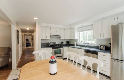 York Harbor House | Spacious Yard, Quick Stroll to Long Sands Beach!