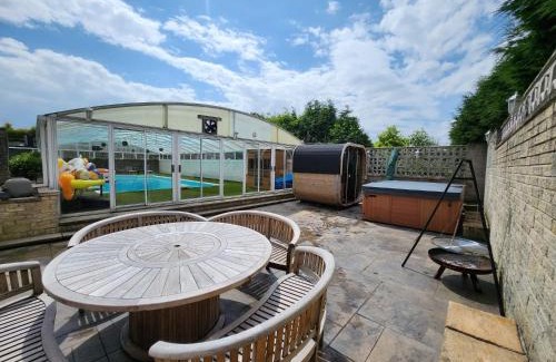 Ridgeway House | SpaHomeDotCom