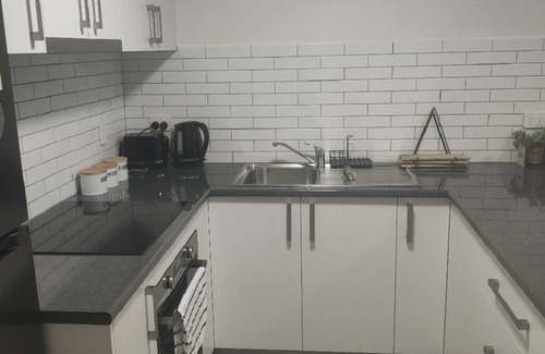 Port Lincoln House | Spalding Lodge Unit 9