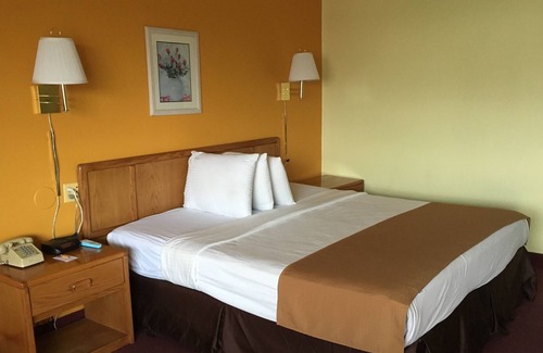 Walsenburg Hotel | Spanish Peaks Inn
