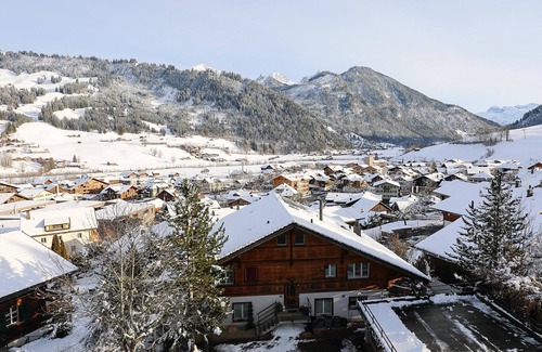 Zweisimmen Apartment | Sparenmoos (OG + DG Nord-Ost by Interhome