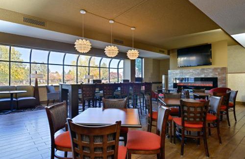 Greenwood Village Hotel | Spark by Hilton Denver Tech Center Greenwood Village
