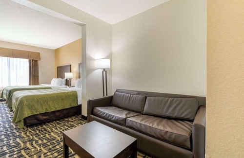 La Grange Hotel | Spark by Hilton La Grange