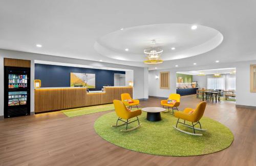 Missouri City Hotel | Spark By Hilton Missouri City