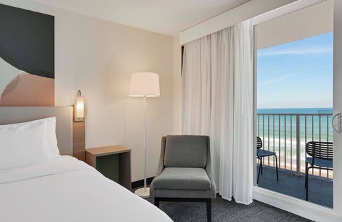Ormond Beach Hotel | Spark by Hilton Ormond Beach Oceanfront