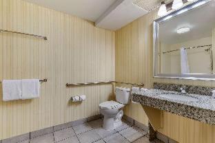 Wetmore Hotel | Spark By Hilton San Antonio Northwest Near Six Flags