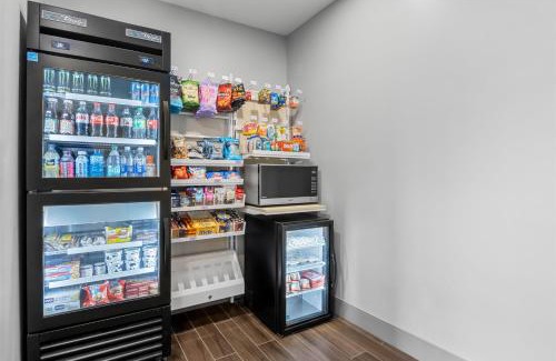Traverse City Hotel | Spark By Hilton Traverse City
