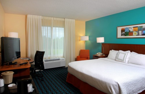 Traverse City Hotel | Spark by Hilton Traverse City