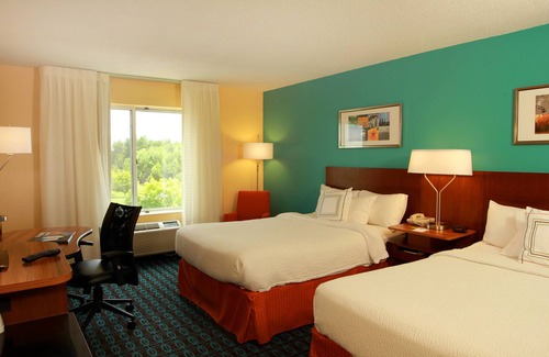 Traverse City Hotel | Spark by Hilton Traverse City