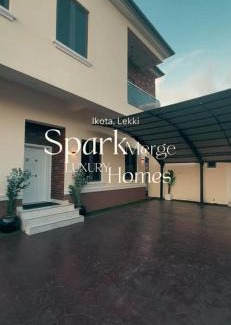 Kwara House | Spark Merge Luxury Homes