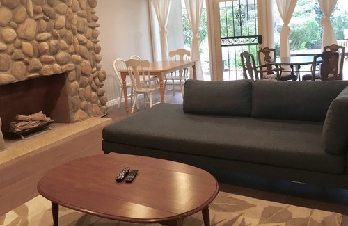 Lower Avenues House | 🌟Sparking clean 3-bedroom oasis near city & central to Northern Utah skiing🌟