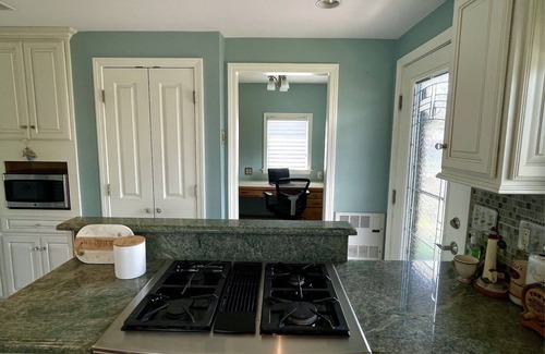 Portsmouth House | Sparkle Sea Cottage! Perfect waterfront home for summertime fun all year round⚓️