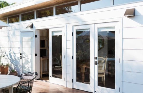 Santa Venetia House | Sparkling, Chemical-Free Modern Bungalow.