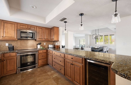 Buenavante House | Sparkling Pool, Poker Table, and Relaxation at Sweetwater