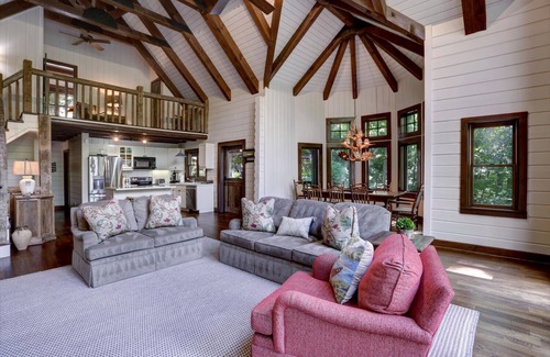 Glenville Cabin | Sparkling Waters Lakefront Retreat | Scenic Lake Glenville & Mountain Views With Hot Tub