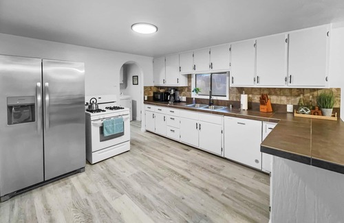 Grand Junction House | Sparn Mountain Hideaway Centrally Located Pet Friendly