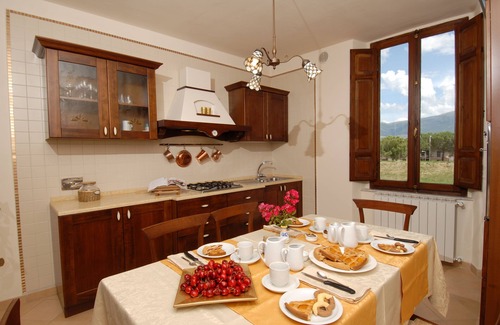 Cannara Apartment | Spazioso Appartamento 3 Camere, Ottimo Punto D'appoggio per Visitare L'umbria