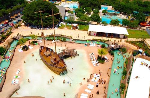 Caldas Novas Apartment | Spazzio Diroma acesso gratis ao diroma Acqua Park