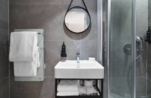 Platres Apartment | Spcious Studio Suites