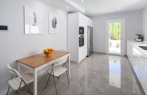 Valencina de la Concepcion Villa | Spectacular villa next to Seville-Sevillarooms